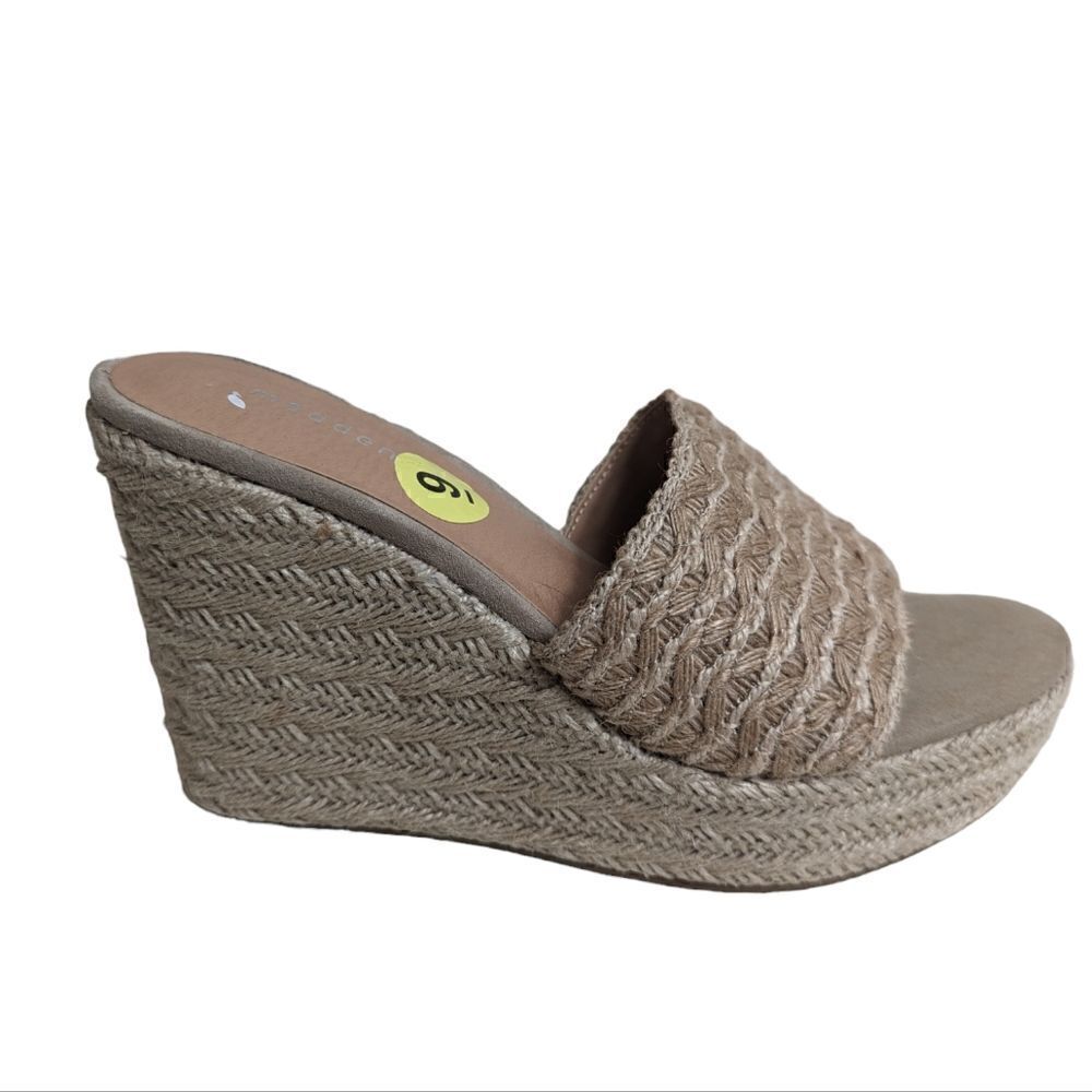 Madden Girl Tan Wedge Rope Raffia Slides Sandals